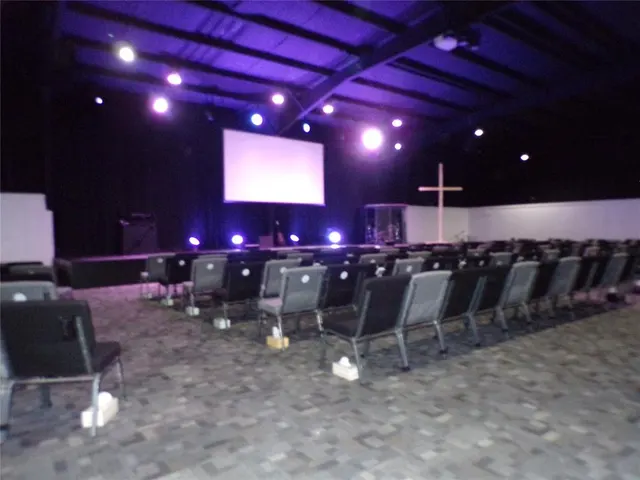 Photo 8 — 506 E 6th Street, Hydro, OK 73048
