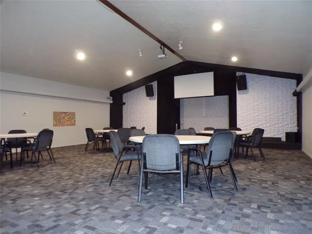 Photo 24 — 506 E 6th Street, Hydro, OK 73048