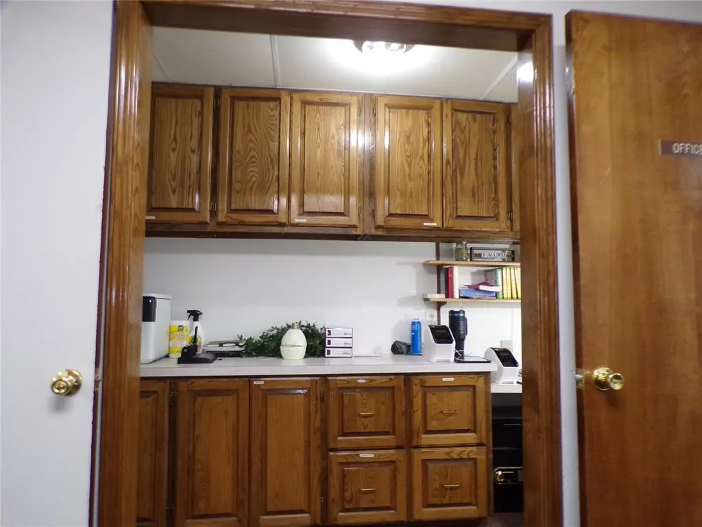 Photo 27 — 506 E 6th Street, Hydro, OK 73048