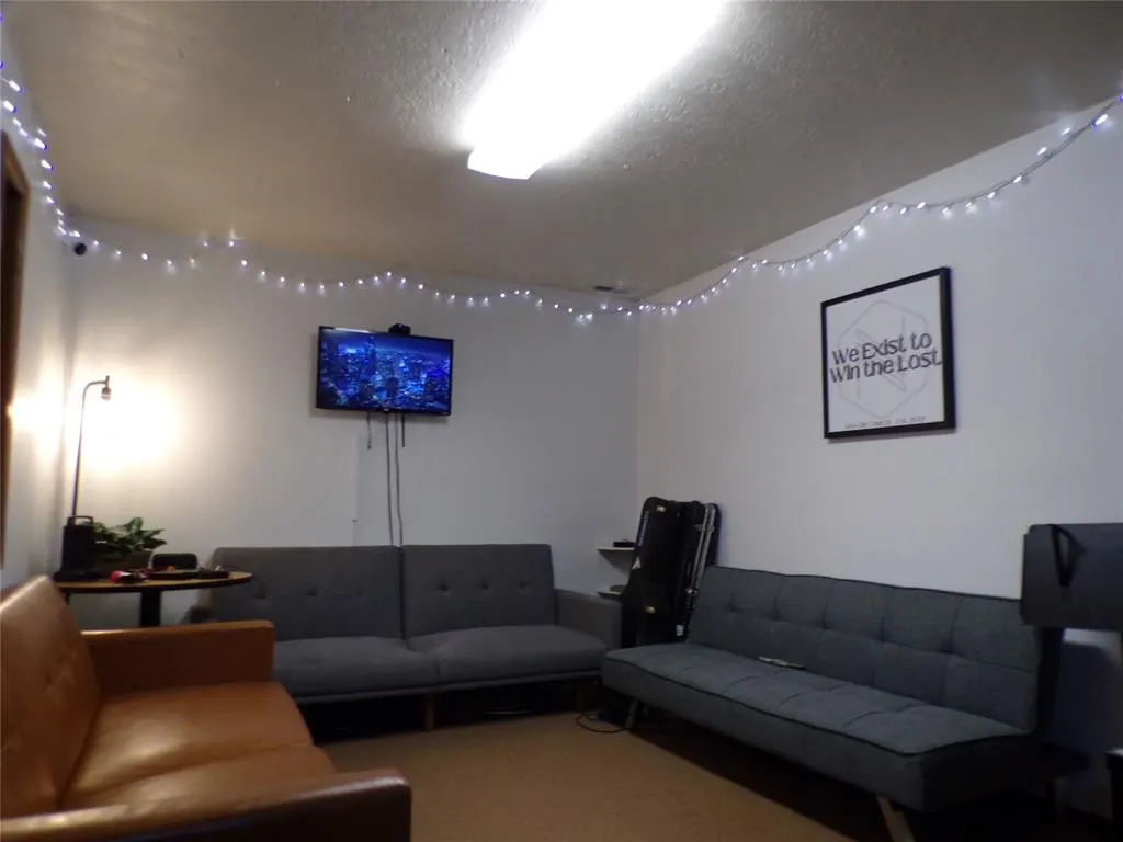 Photo 34 — 506 E 6th Street, Hydro, OK 73048