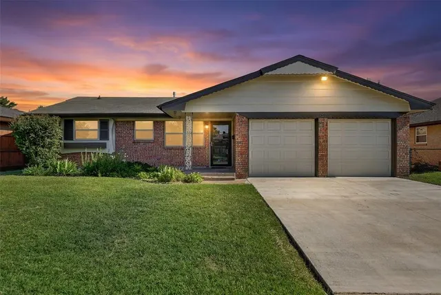 Front exterior — 128 SW 12th Street, Moore, OK 73160