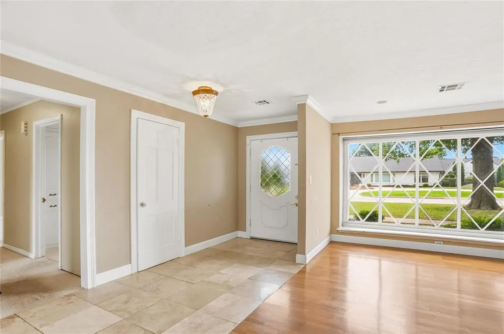 Photo 5 — 1309 Westchester Drive, Oklahoma City, OK 73120
