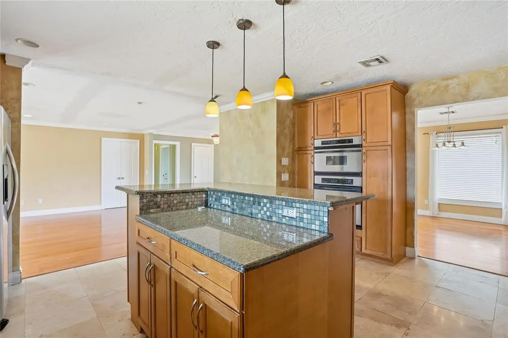 Photo 11 — 1309 Westchester Drive, Oklahoma City, OK 73120