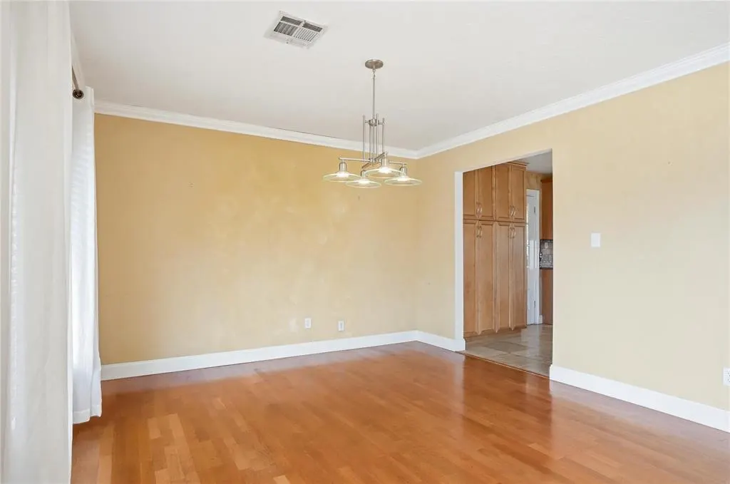 Photo 14 — 1309 Westchester Drive, Oklahoma City, OK 73120