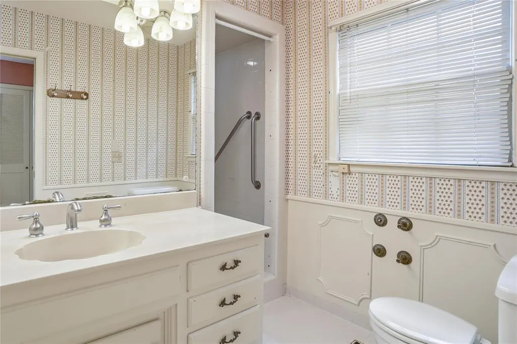 Photo 19 — 1309 Westchester Drive, Oklahoma City, OK 73120