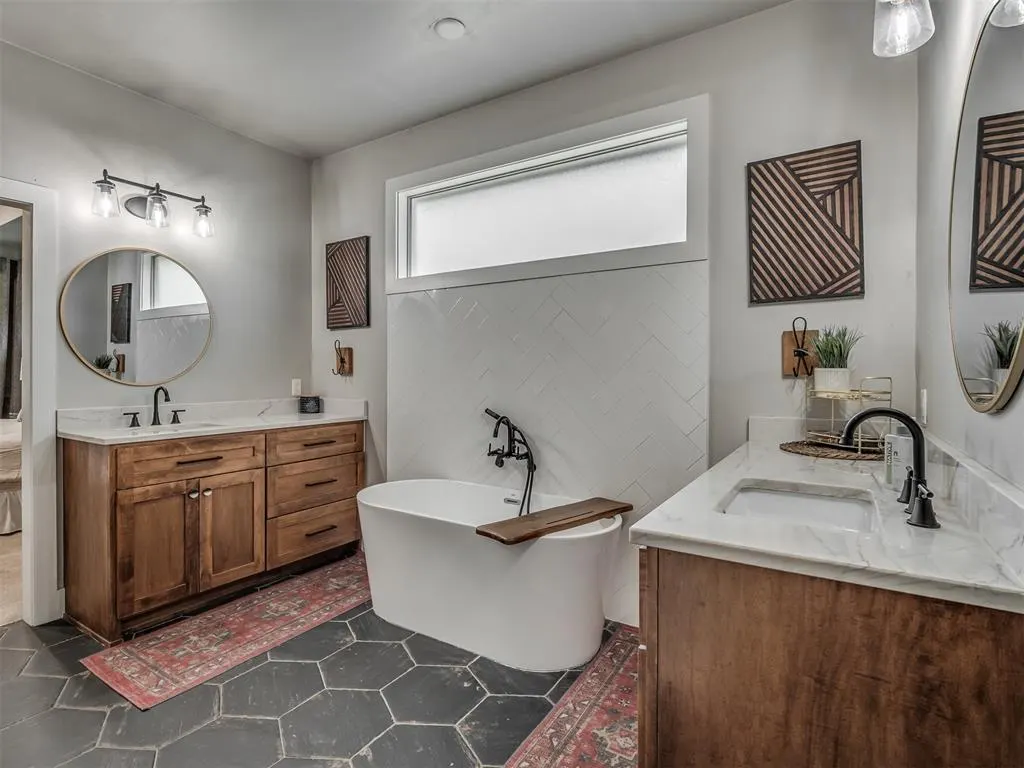 Photo 27 — 3925 Wyatt Ridge Court, Oklahoma City, OK 73150