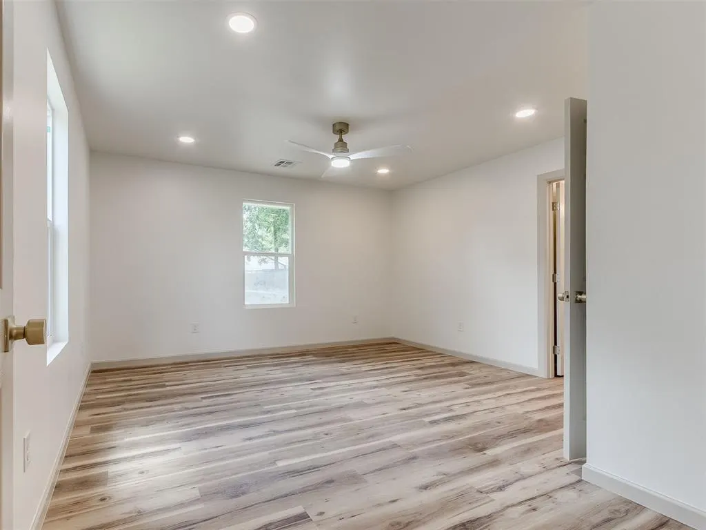 Photo 19 — 910 W Park Street, Tecumseh, OK 74873