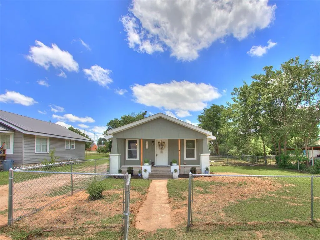 Photo 43 — 910 W Park Street, Tecumseh, OK 74873