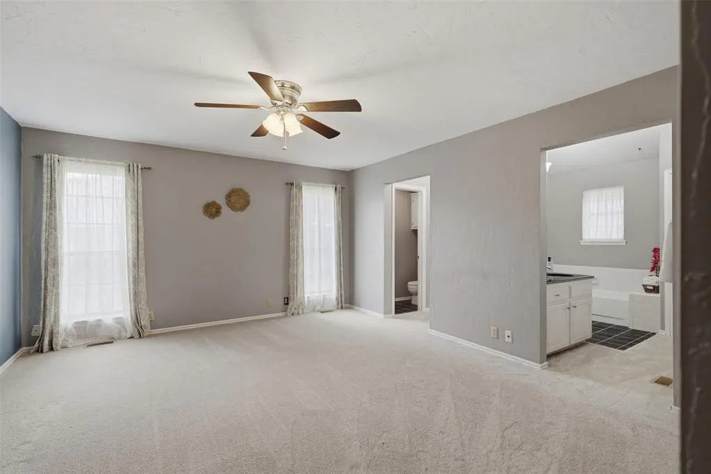 Photo 12 — 2201 Summer Way Lane, Edmond, OK 73013