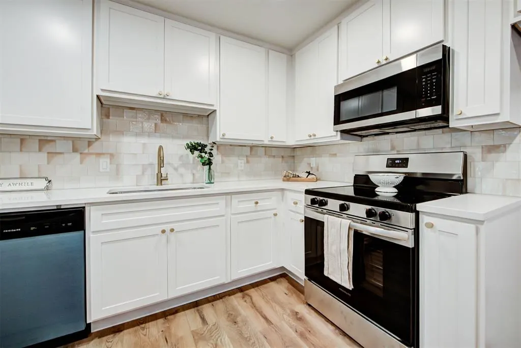 Photo 6 — 602 E Rickenbacker Drive, Oklahoma City, OK 73110