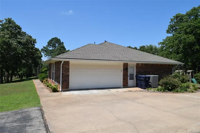 Photo 4 — 5500 Black Jack Ridge Road, Oklahoma City, OK 73150