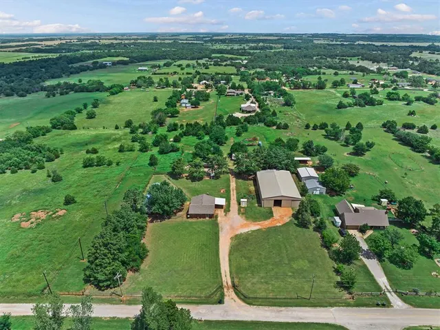 Photo 4 — 9000 W Simpson Road, Edmond, OK 73025