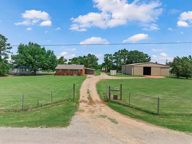 Photo 5 — 9000 W Simpson Road, Edmond, OK 73025