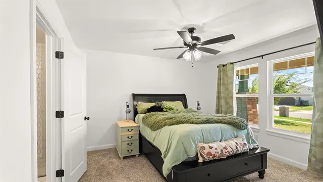 Photo 6 — 13416 Arrowhead Boulevard, Yukon, OK 73099