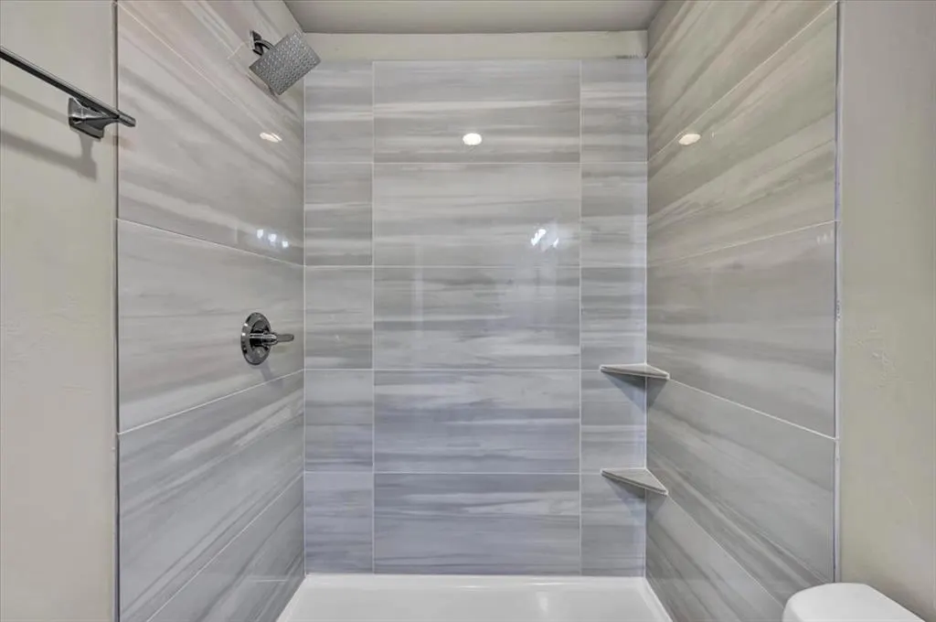Photo 6 — 280 Windsor Way, Oklahoma City, OK 73110
