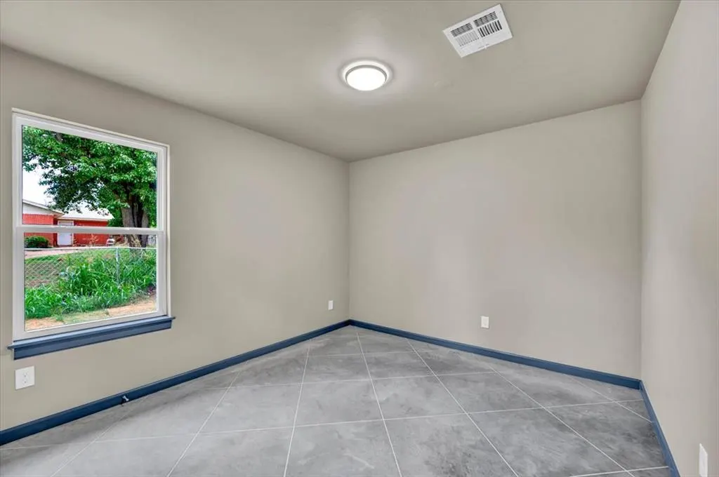 Photo 26 — 280 Windsor Way, Oklahoma City, OK 73110