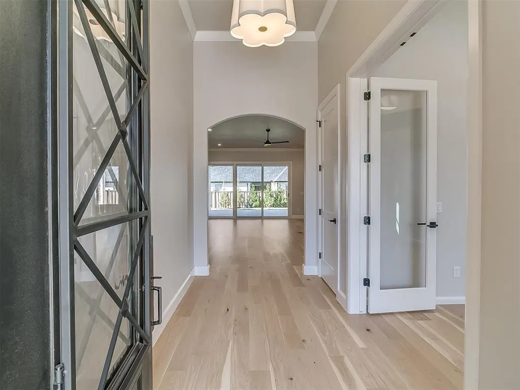 Photo 7 — 3101 Wood Thrush Way, Edmond, OK 73012