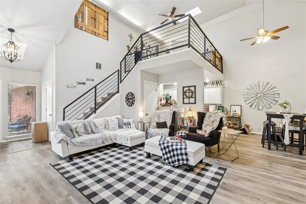 Photo 7 — 3226 Castlerock Road, Oklahoma City, OK 73120