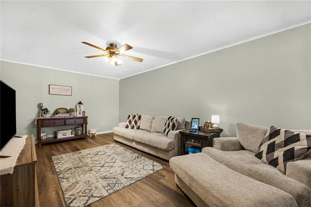 Photo 4 — 433 Lester Boulevard, Duncan, OK 73533