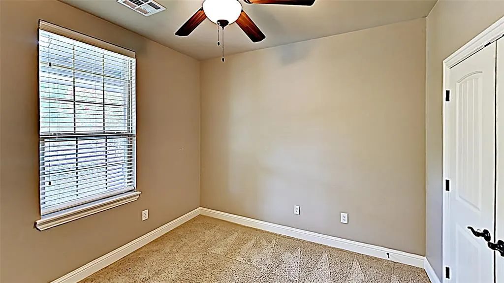 Photo 12 — 2125 Turtle Creek Drive, Norman, OK 73071