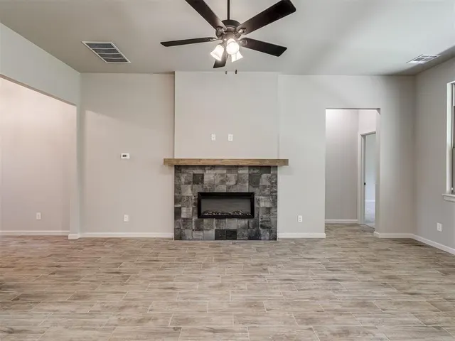 Photo 6 — 1206 Wisteria Way, Noble, OK 73068