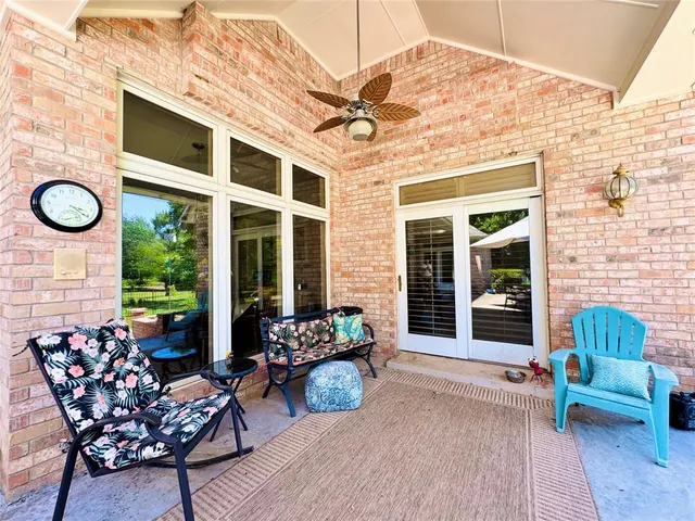 Photo 6 — 9125 Whispering Oaks Drive, Midwest City, OK 73130