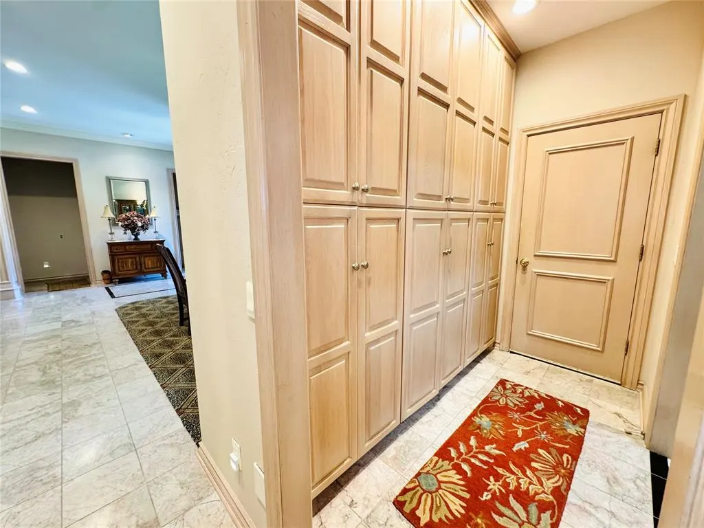 Photo 19 — 9125 Whispering Oaks Drive, Midwest City, OK 73130