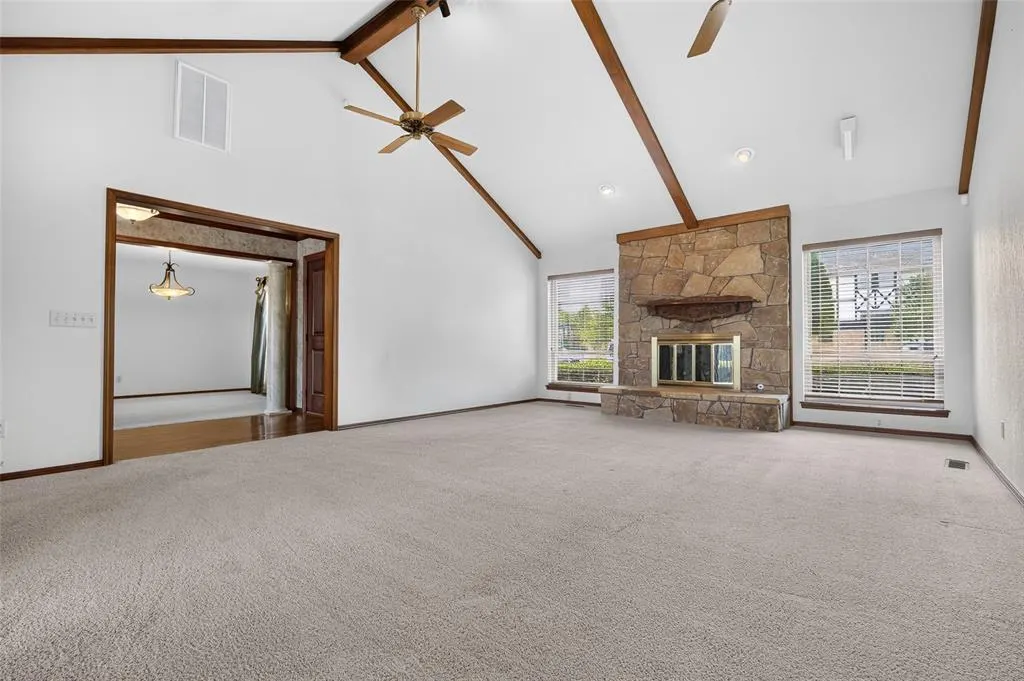 Photo 8 — 8013 Brownsville Lane, Bethany, OK 73008