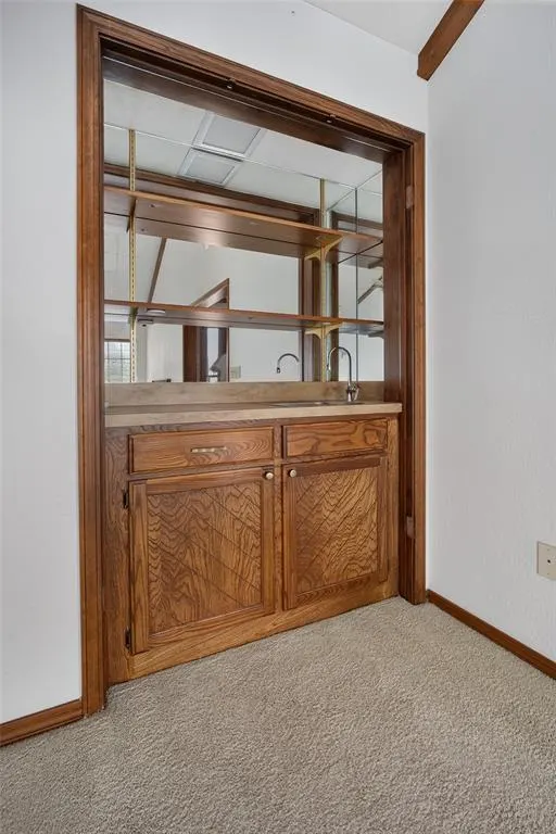 Photo 9 — 8013 Brownsville Lane, Bethany, OK 73008