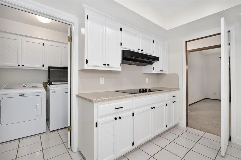 Photo 15 — 8013 Brownsville Lane, Bethany, OK 73008