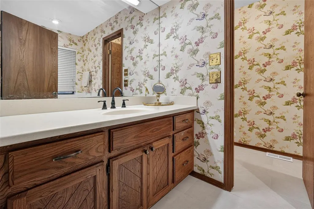 Photo 20 — 8013 Brownsville Lane, Bethany, OK 73008