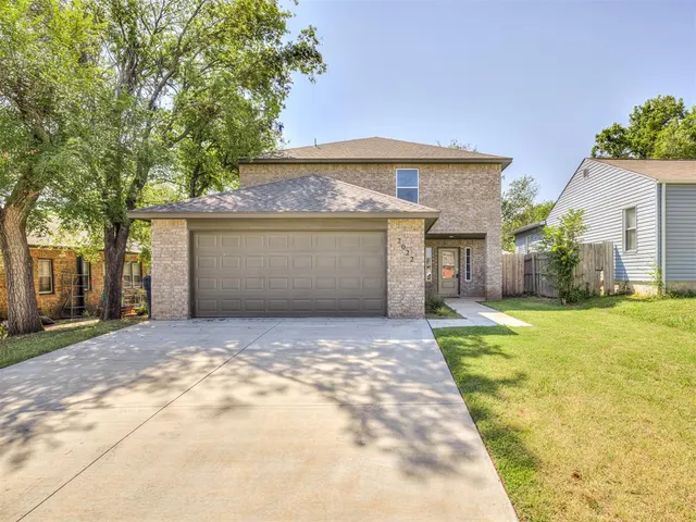 Photo 2 — 2022 NW 34th Street, Oklahoma City, OK 73118