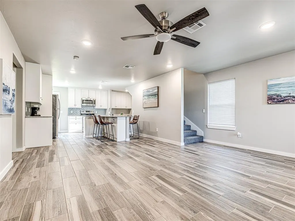 Photo 5 — 2022 NW 34th Street, Oklahoma City, OK 73118