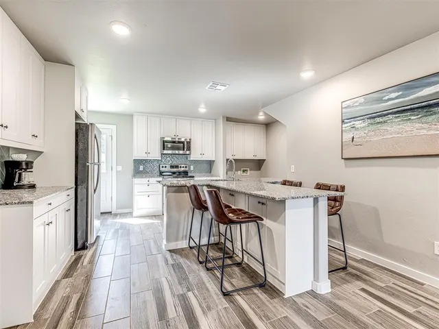 Photo 6 — 2022 NW 34th Street, Oklahoma City, OK 73118