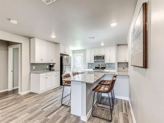 Photo 7 — 2022 NW 34th Street, Oklahoma City, OK 73118