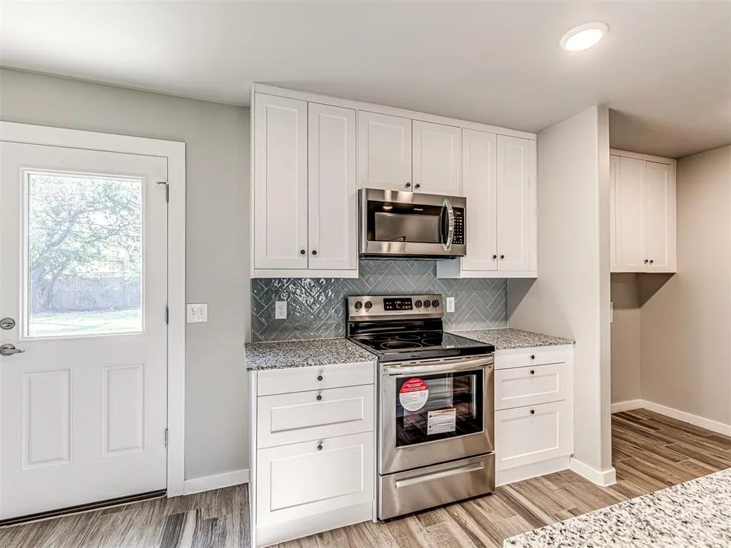 Photo 9 — 2022 NW 34th Street, Oklahoma City, OK 73118