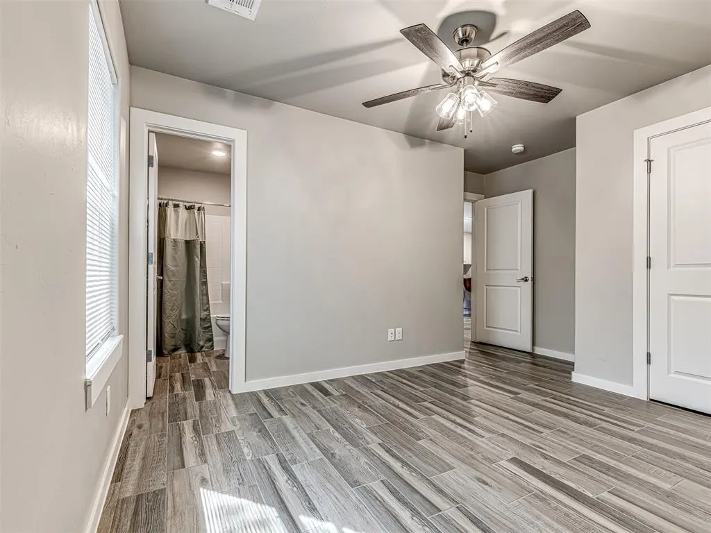 Photo 15 — 2022 NW 34th Street, Oklahoma City, OK 73118