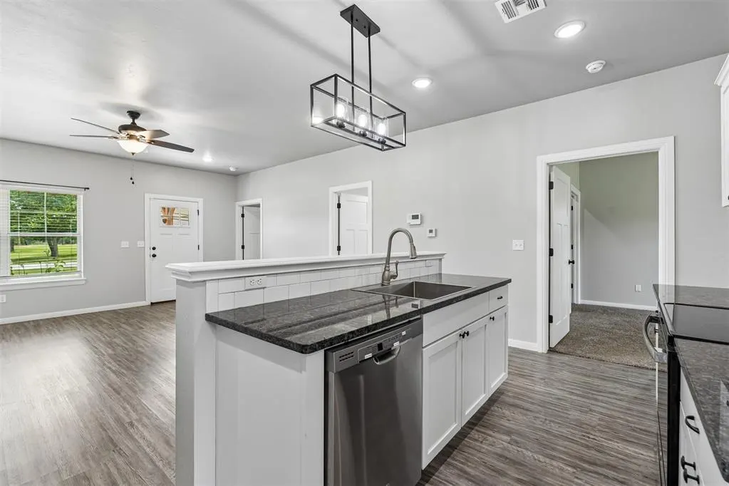Photo 8 — 11522 Cottage Lane, Jones, OK 73049
