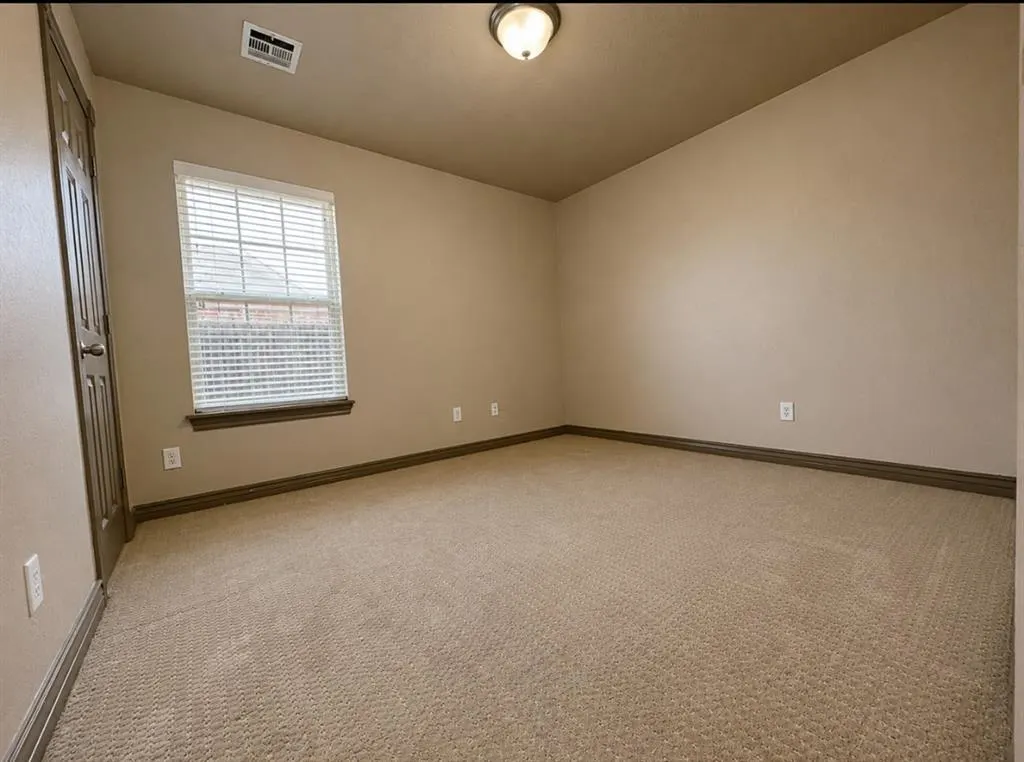 Photo 9 — 1701 Dorothy Drive, Oklahoma City, OK 73170