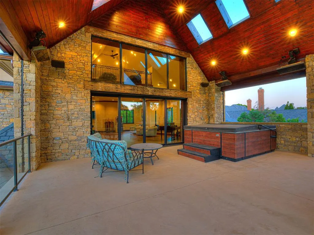 Photo 9 — 6401 Oak Tree Drive, Edmond, OK 73025