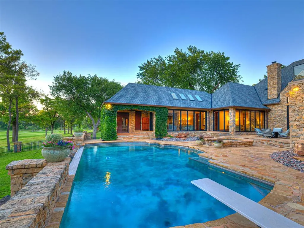 Photo 15 — 6401 Oak Tree Drive, Edmond, OK 73025