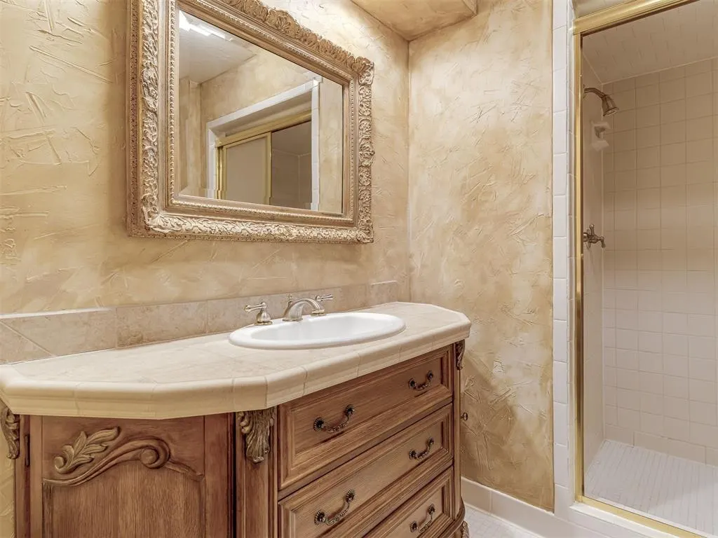 Photo 29 — 6208 Waterford Boulevard 96, Oklahoma City, OK 73116