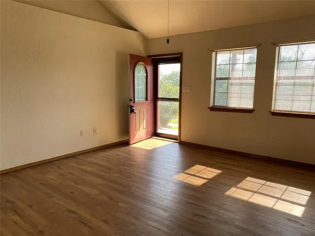Photo 3 — 410 N C Street, Cement, OK 73017