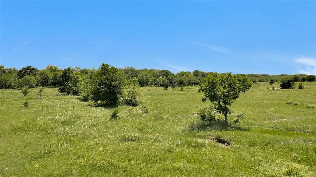 Photo 4 — 2966 Bronco Road, Wilson, OK 73463