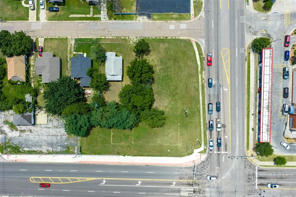 Photo 10 — 915 E Highland Street, Shawnee, OK 74801