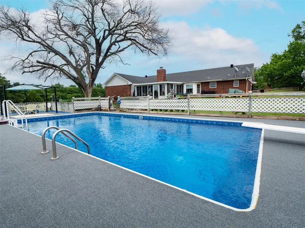Photo 2 — 15009 Doble Road, Oklahoma City, OK 73165