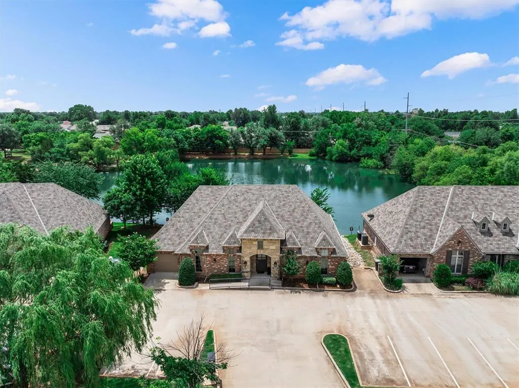Front exterior — 2224 Bridgeview Boulevard, Edmond, OK 73003
