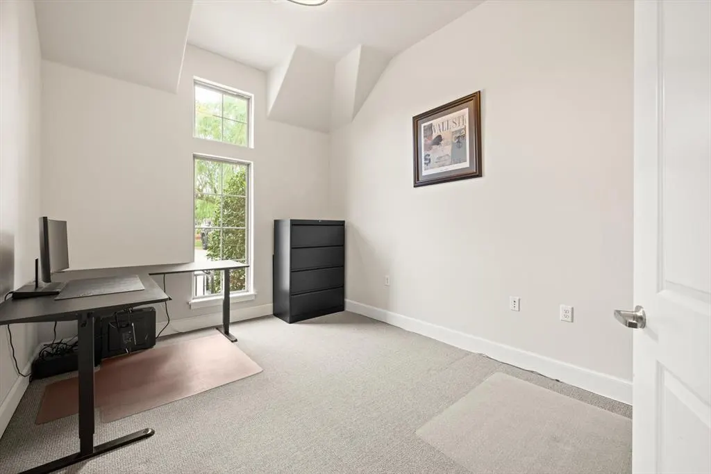 Photo 13 — 2224 Bridgeview Boulevard, Edmond, OK 73003