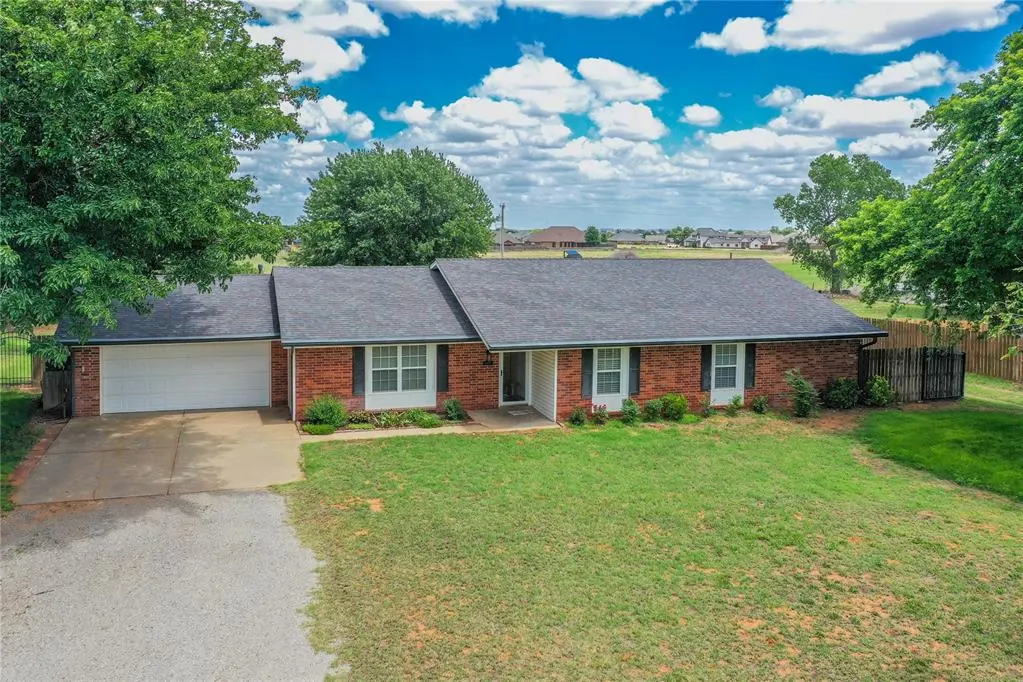 Photo 24 — 10058 N Lark Road, Weatherford, OK 73096
