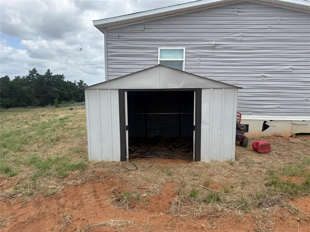 Photo 24 — 6970 Stephens Road, Hinton, OK 73047
